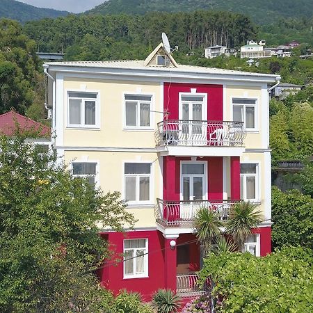 Бестужевский Дворик Gagra Eksteriør billede
