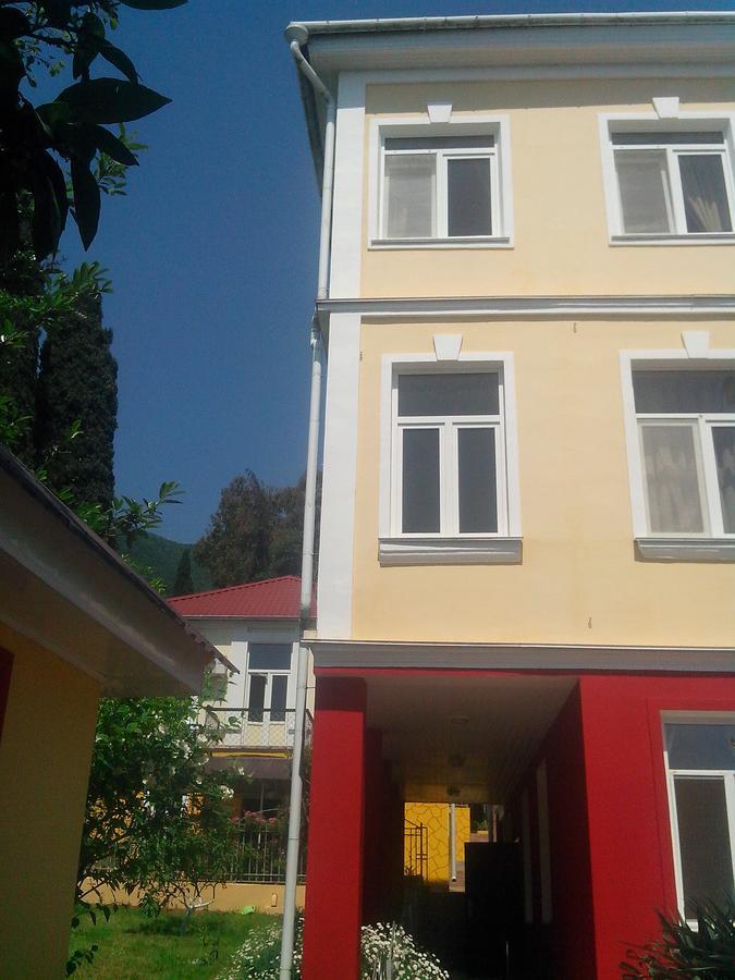 Бестужевский Дворик Gagra Eksteriør billede